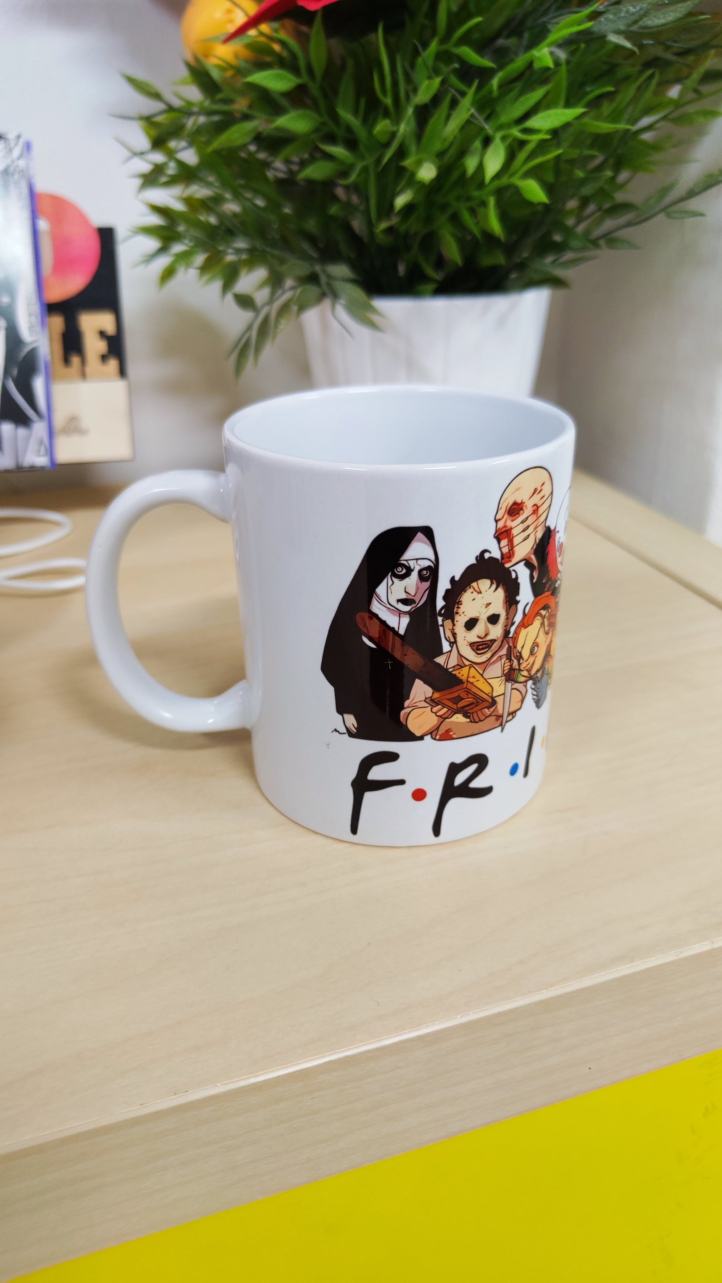 Tazza Killer Friends – L'Amicizia è un'Orribile Avventura