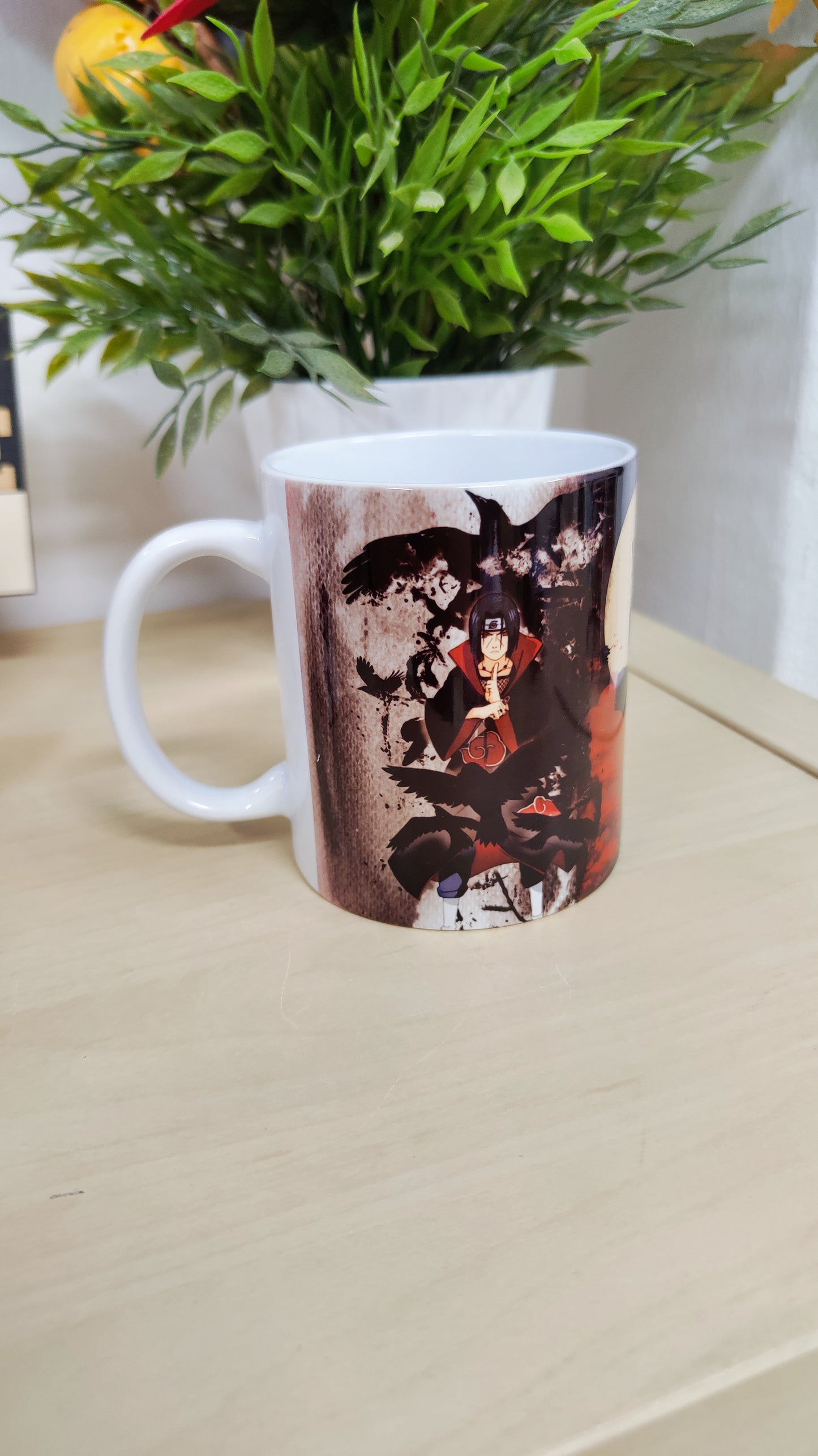 Tazza Itachi Uchiha – Ombre e Illusioni